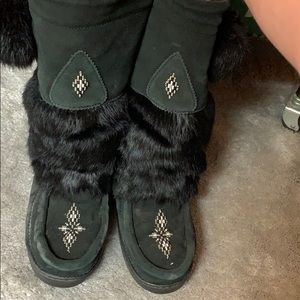 Black Manitoba Mukluks